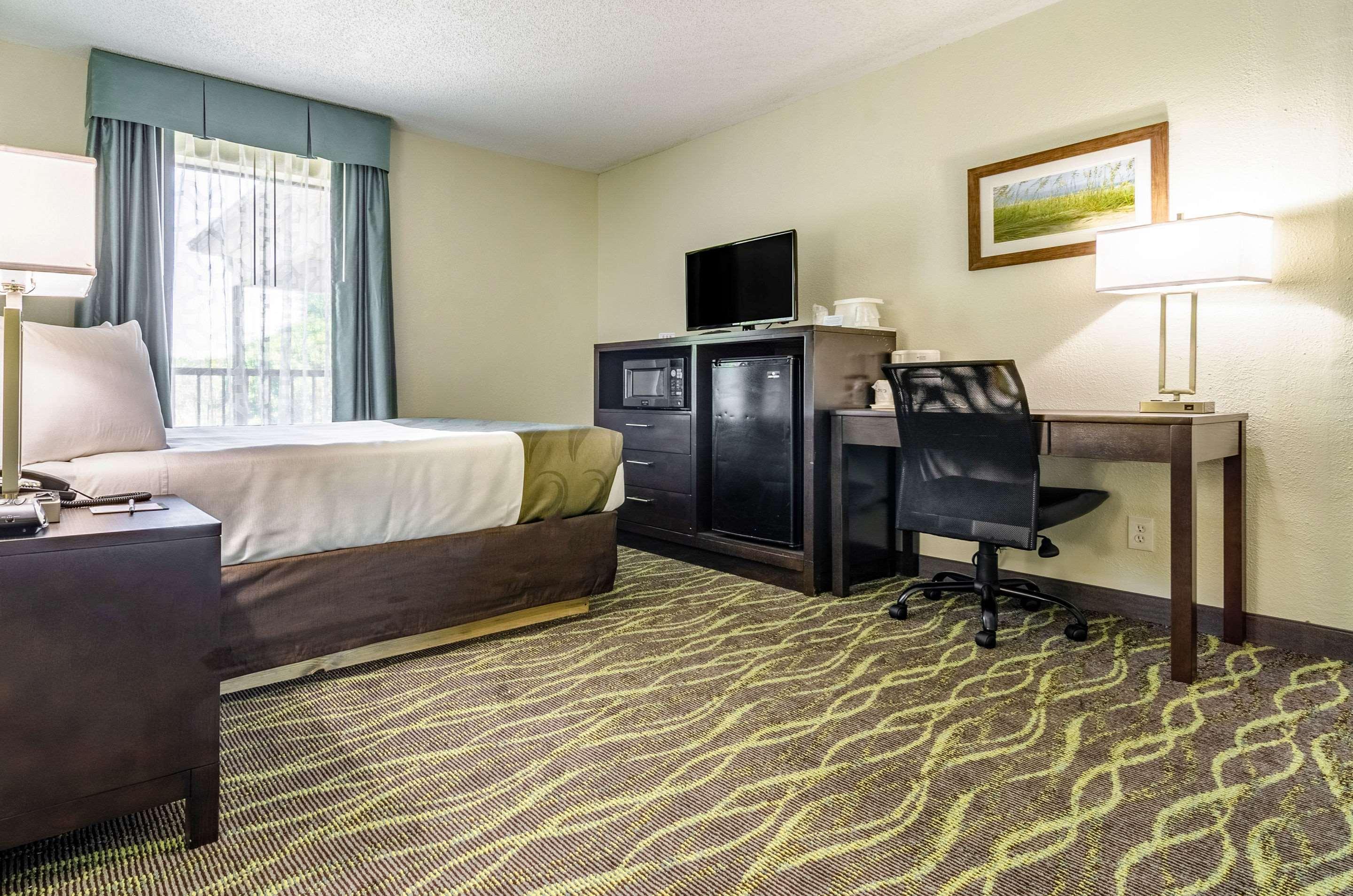 Quality Inn & Suites Creedmor - Butner Creedmoor Exterior photo