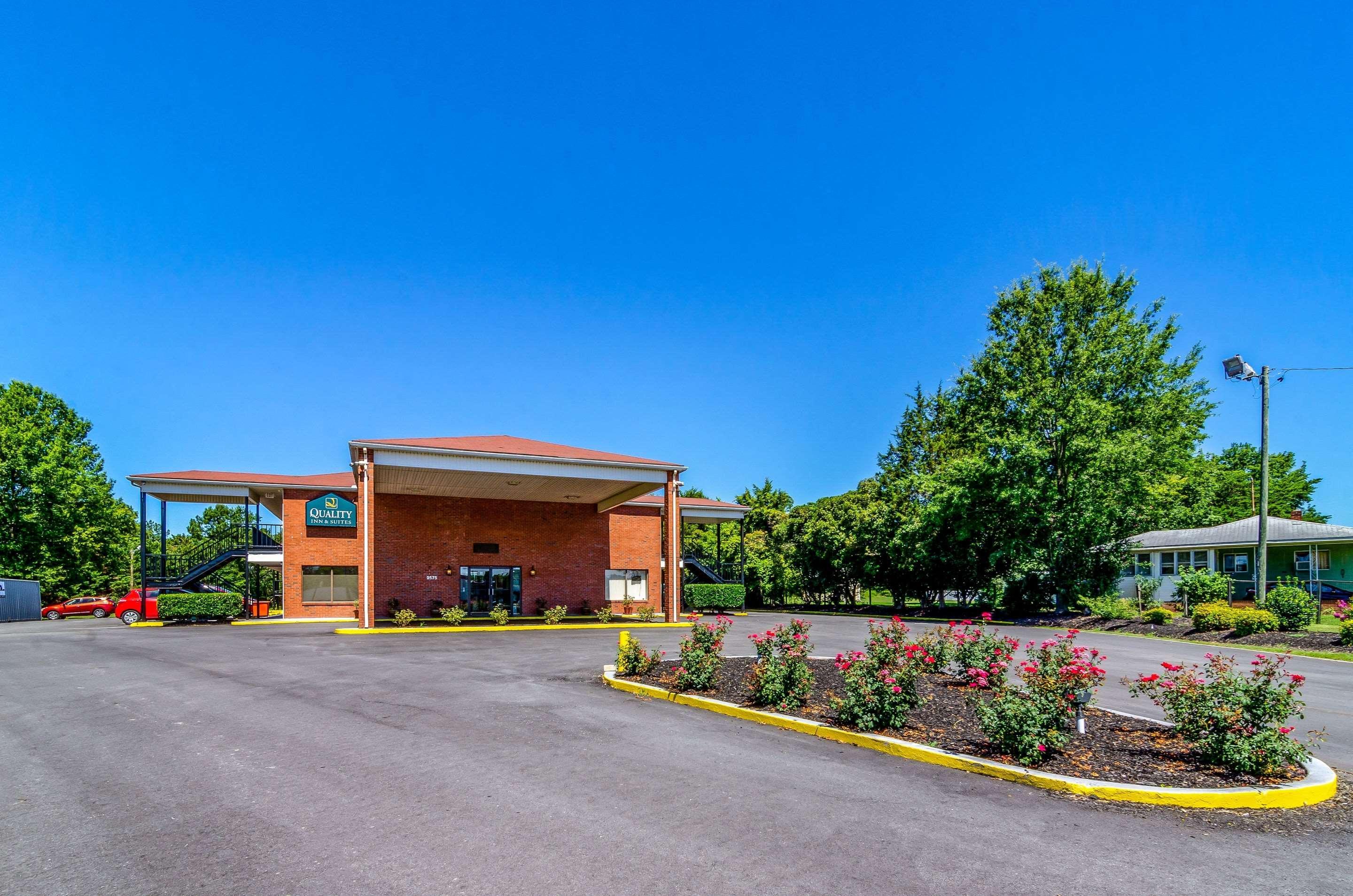 Quality Inn & Suites Creedmor - Butner Creedmoor Exterior photo