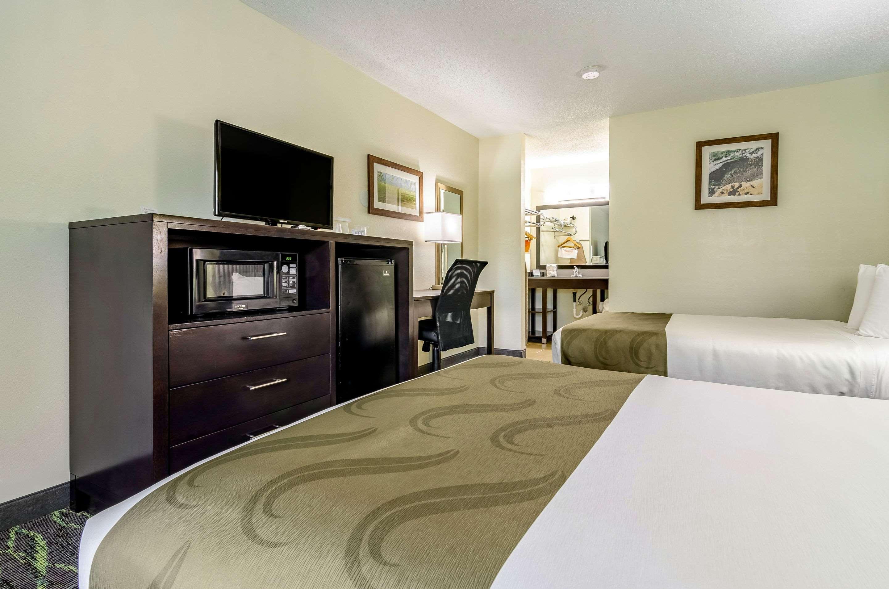 Quality Inn & Suites Creedmor - Butner Creedmoor Exterior photo